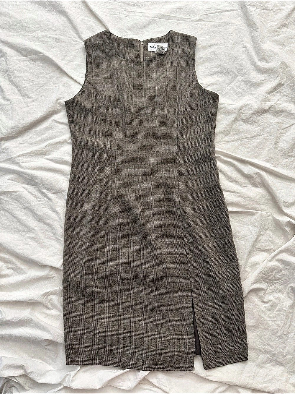 VTG Norton McNaughton Plaid Gray Mini Dress